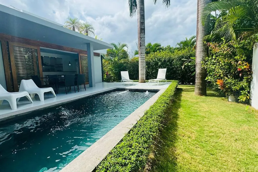 Private Garden Villa ラス・テレナス